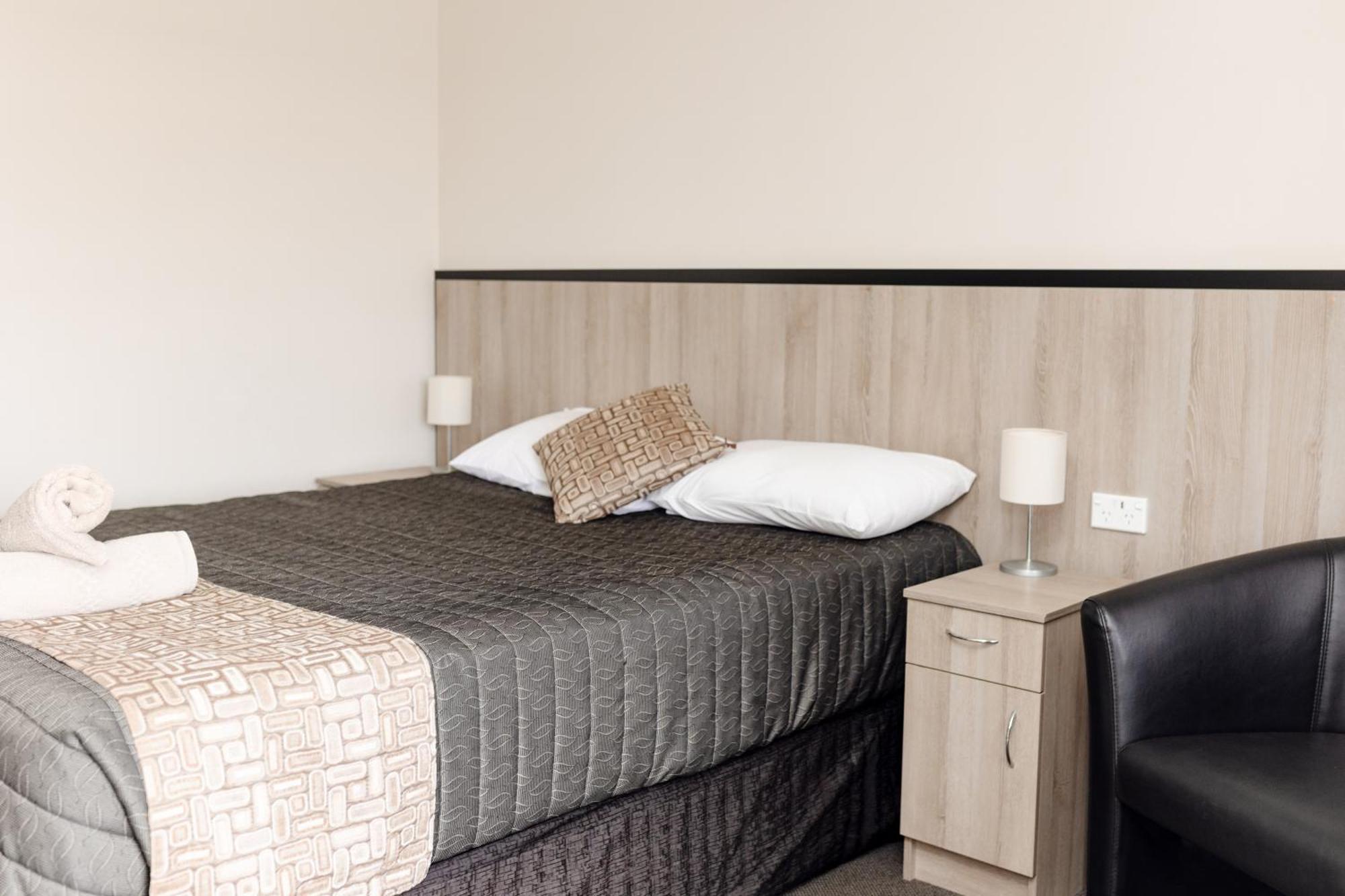 Starline Motor Inn Miles Εξωτερικό φωτογραφία