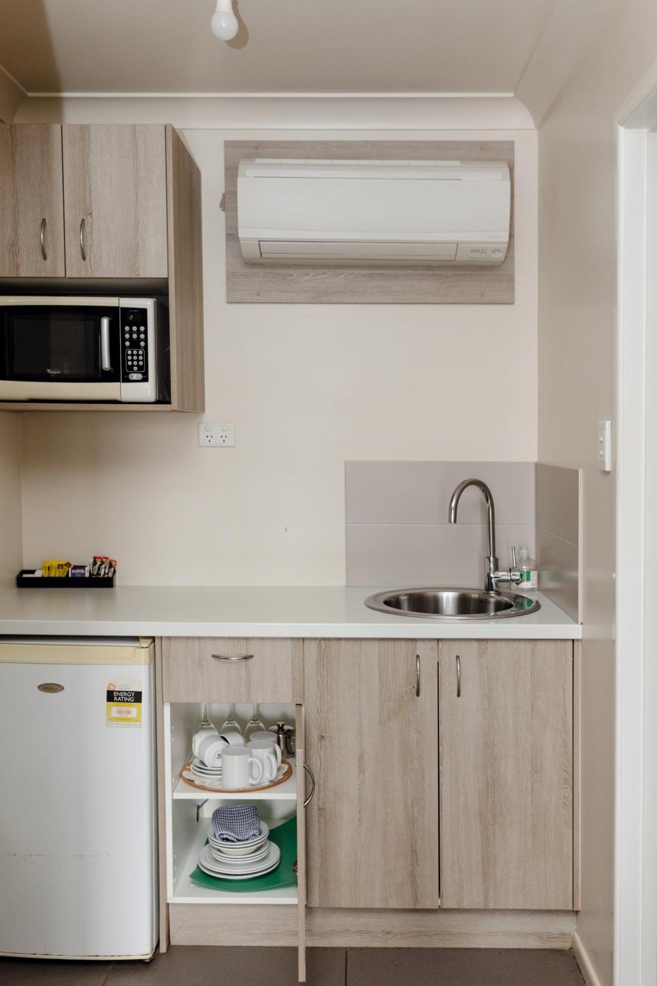 Starline Motor Inn Miles Εξωτερικό φωτογραφία